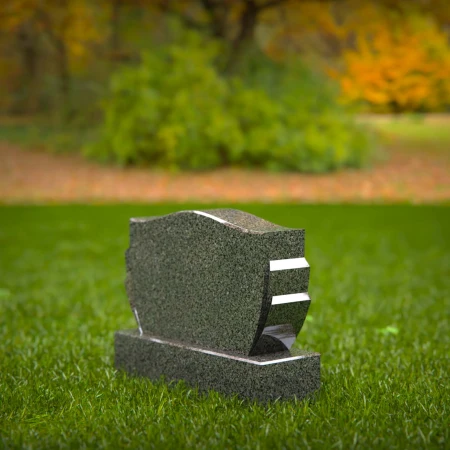 1940 - Elegant Curved-Top Memorial Headstone – Classic and Refined