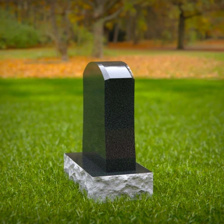 1591 - Black Granite Headstone with Heart Engraving – Elegant & Timeless Memorial
