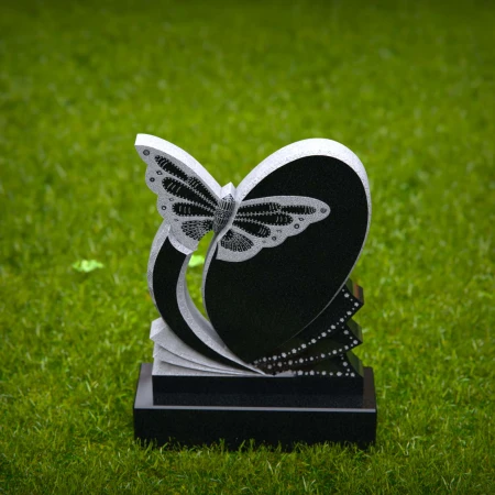 1930 - Elegante Diseño de Lápida Conmemorativa con Tema de Mariposa y Libro