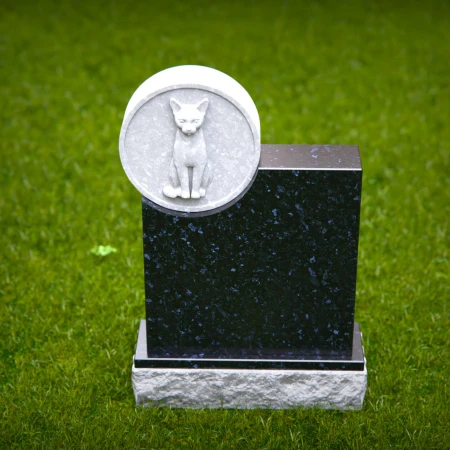 carved cat monument that reflects deep connection for memorials
