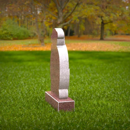 Playful memorials with sculpted bear for children’s headstones