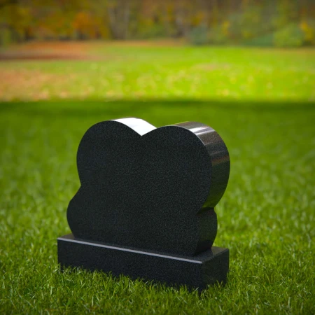 1935 - Monumento de Doble Corazón con Diseño Superpuesto para un Amor Eterno