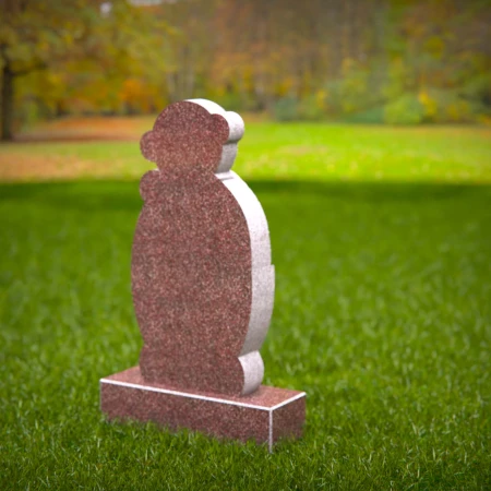 Playful memorials with sculpted bear for children’s headstones