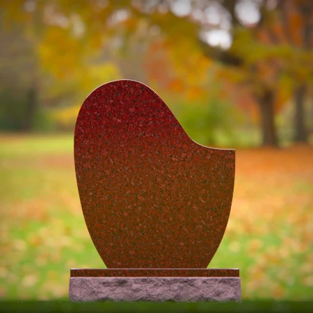 1913 - Modernes abstraktes Denkmal mit glattem Kurvendesign