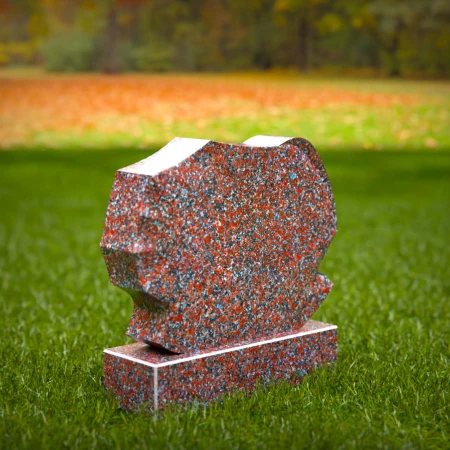 1936 - Abstraktes aufrechtes Denkmal mit modernen Konturen geschnitzt