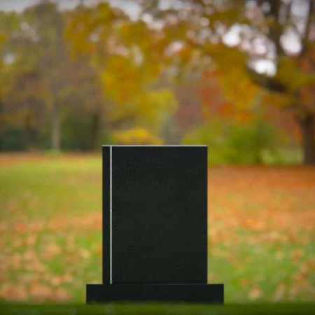 1602 - Minimalistisches Grabstein-Denkmal mit elegantem Design