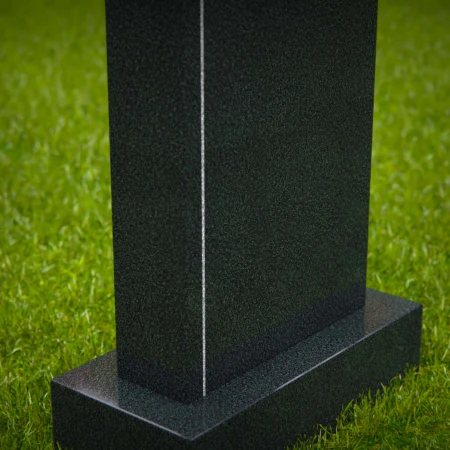 1602 - Minimalistisches Grabstein-Denkmal mit elegantem Design