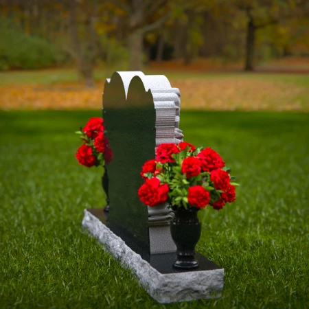 1837 - Heart-Shaped Companion Monument with Rose Carvings