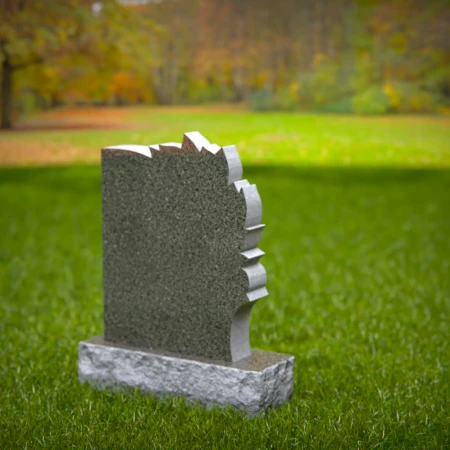 memorial with floral detail evoking calm remembrance for headstones