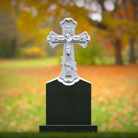 1860 - Christliches Kreuz Grabstein mit detaillierter Schnitzerei des Kruzifixes