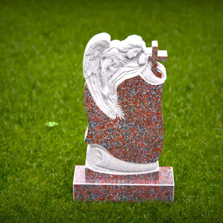 This design unites an angel's calm with religious symbolism in tombstones
