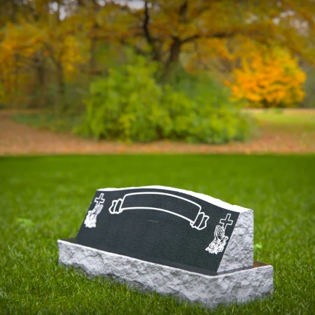 1814 - Low Companion Headstone with Banner, Cross, and Praying Hands Design