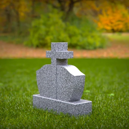 1962 - Aufrechter Grabstein aus Granit mit integriertem Kreuz-Design