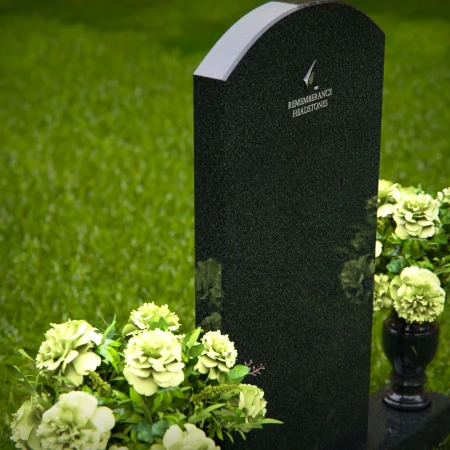 1255 - Timeless Granite Headstone with Polished Finish – A Perfect Memorial Tribute