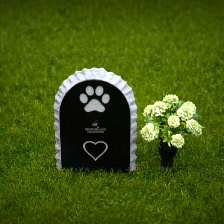 Pet memorial headstones with heart design honoring eternal love.