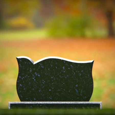 1948 - Moderna Lápida Conmemorativa de Granito Negro - Diseño de Cresta Curva