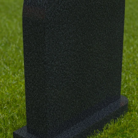 1712 - Klassischer Bogenförmiger Gedenkstein mit dezentem Kreuz