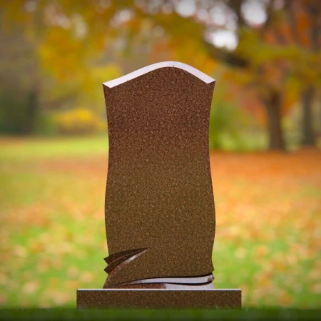 monumental form combining elegance and permanence for memorials