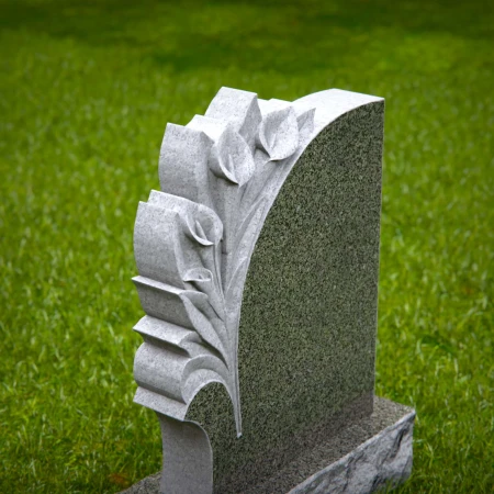 memorial with floral detail evoking calm remembrance for headstones
