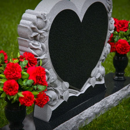 1837 - Heart-Shaped Companion Monument with Rose Carvings