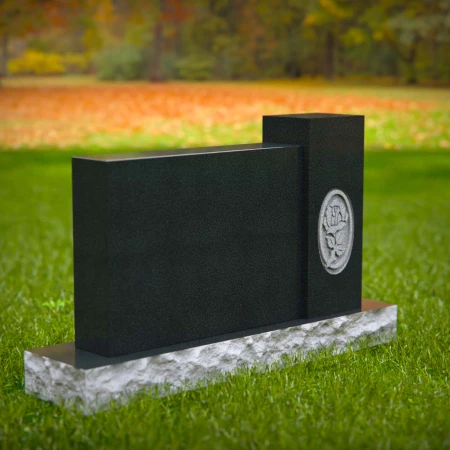 1589 - Modern Black Granite Headstone with Engraved Rose – Elegant Memorial