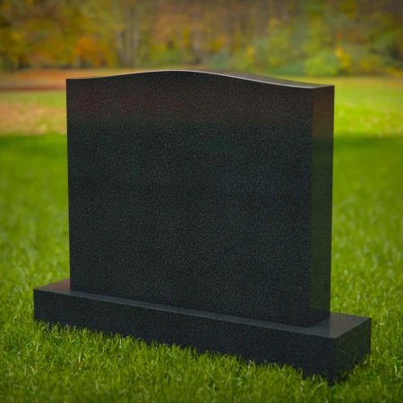 1610 - Minimalistisches Denkmal Grabstein mit subtiler kreisförmiger Gravur