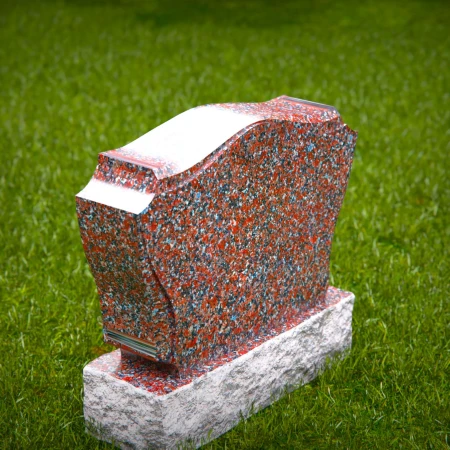 1747 - Ornamentada Lápida Conmemorativa de Granito - Un Duradero Tributo de Elegancia